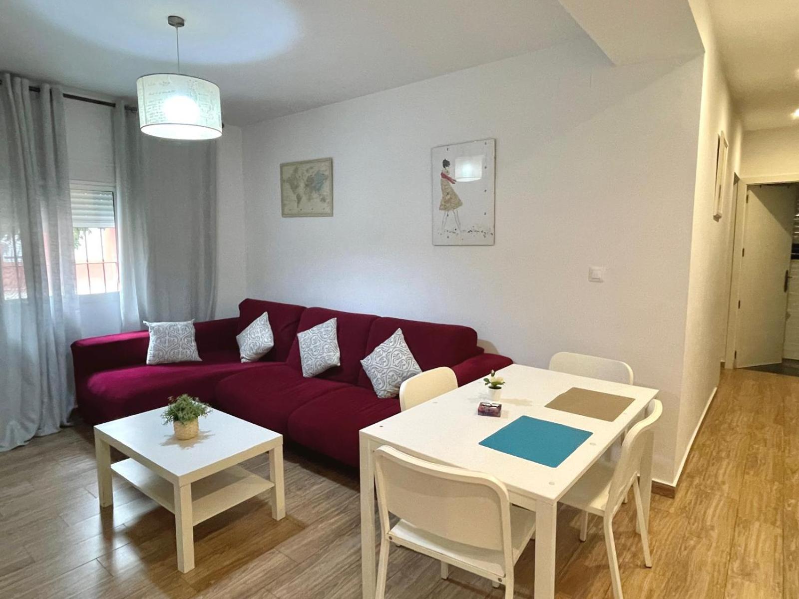 Triana Roomable Sevilla Eksteriør billede